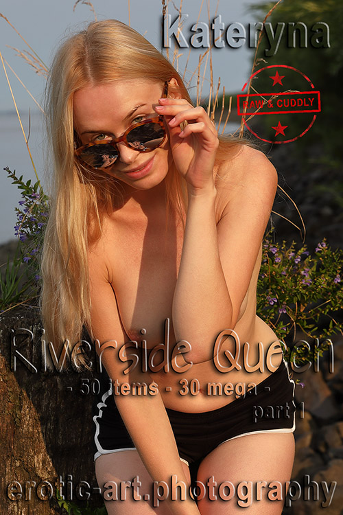I met her down by the river. Riverside Queen 1/2. Actor: Kateryna. Artist: Jay Gee. Production: Erotic Art Photography, EAP. KaterynaRiversideQueen_01_eroticartphotograph_index