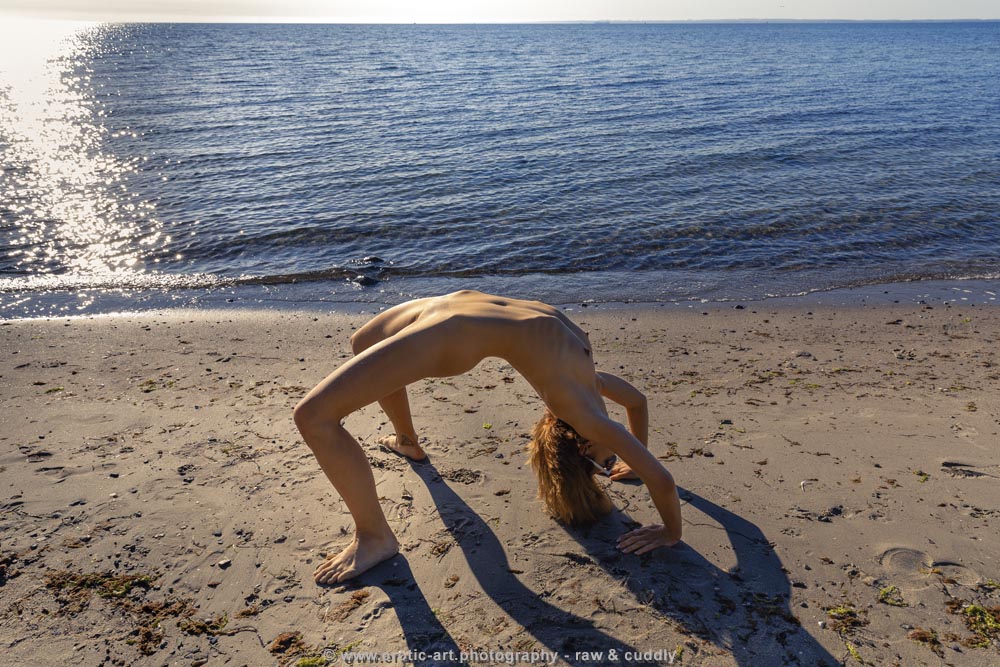 Milka Vi - Beach Girl. My Gym. Preview. Erotic Art Photography. Milka Vi - Beach Girl. My Gym. Preview. Erotic Art Photography.